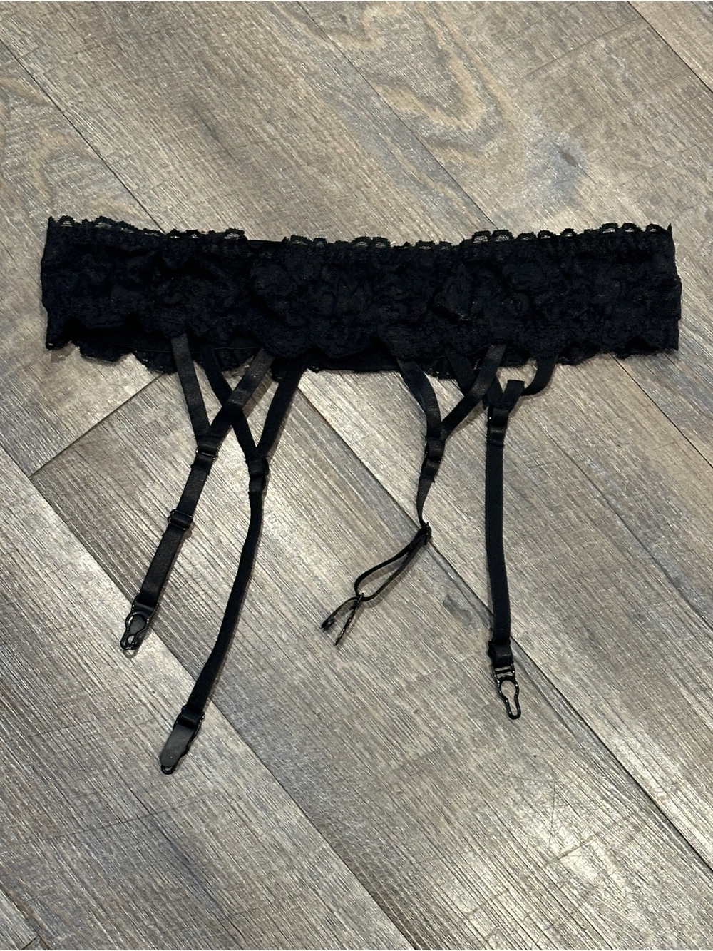 Shirley of Hollywood Black Garter Belt Size 38 NWOT
